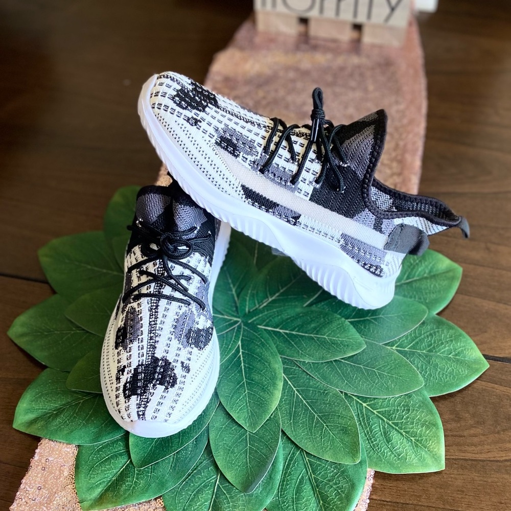 ⚡️FLASH Sale⏱️ Big Kids Lightweight Slip-on Running Sneakers NWT